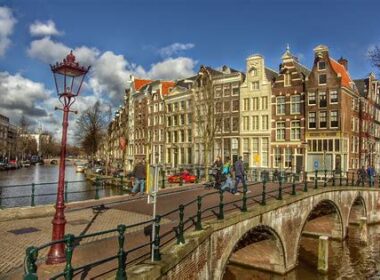 hollanda-otel-ve-konaklama-fiyatlari