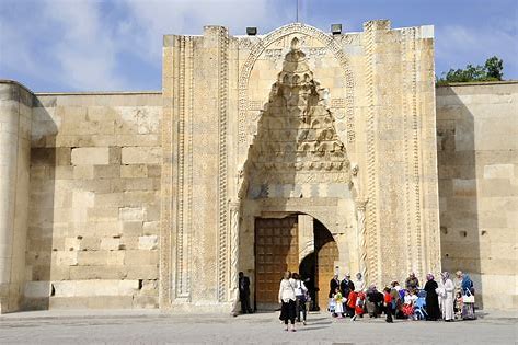 konya-da-kesfedilmeyi-bekleyen-gizemli-yerler